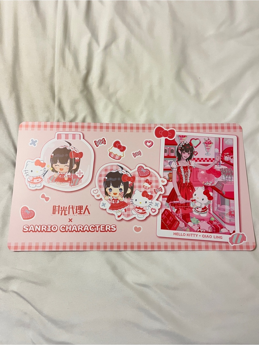 Link Click x Sanrio Hello Kitty Qiao Ling Pink Art Print / Mini Poster